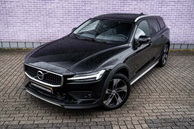 Volvo V60 (2021) thumbnail 14