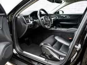 Volvo V60 (2021) thumbnail 16