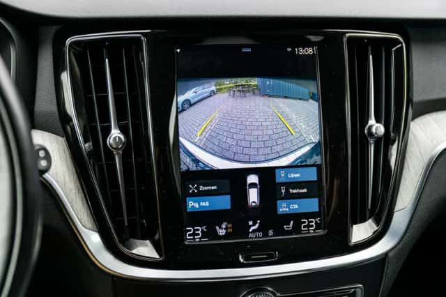 Volvo V60 (2021) thumbnail 19