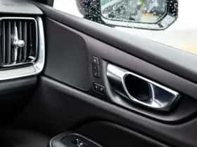 Volvo V60 (2021) thumbnail 22