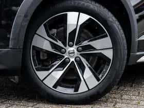 Volvo V60 (2021) thumbnail 27