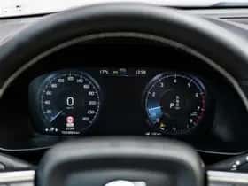 Volvo XC40 thumbnail 13