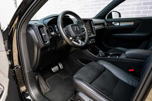 Volvo XC40 (2021) thumbnail 15