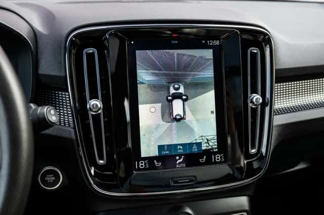 Volvo XC40 (2021) thumbnail 20