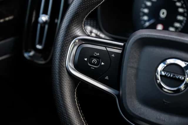 Volvo XC40 (2021) thumbnail 24