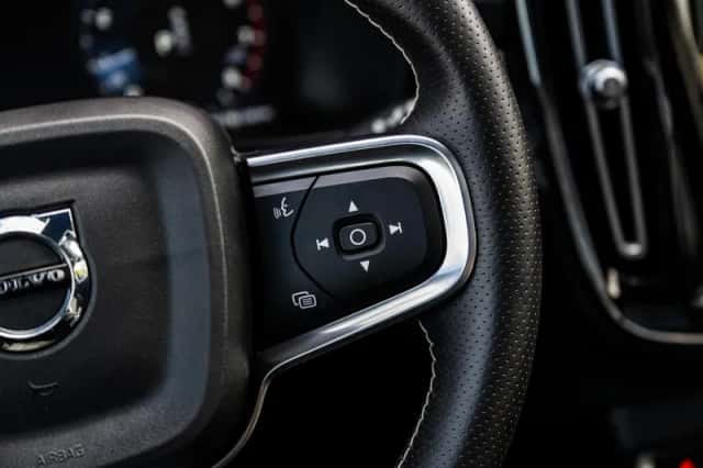 Volvo XC40 (2021) thumbnail 25