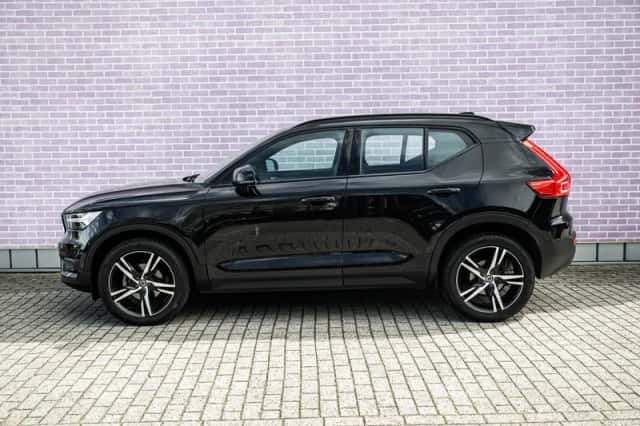 Volvo XC40 (2021) thumbnail 4