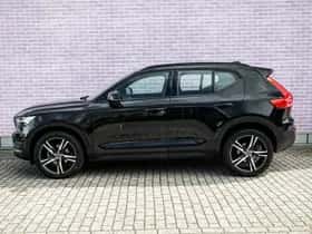 Volvo XC40 thumbnail 4