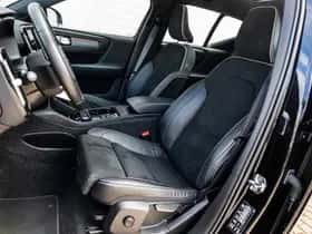Volvo XC40 thumbnail 6