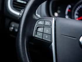 Volvo V40 thumbnail 19