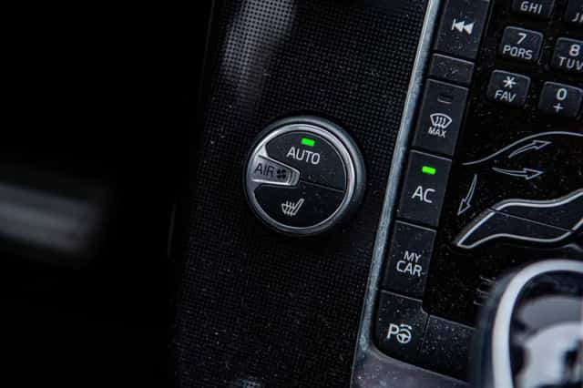 Volvo V40 (2019) thumbnail 21