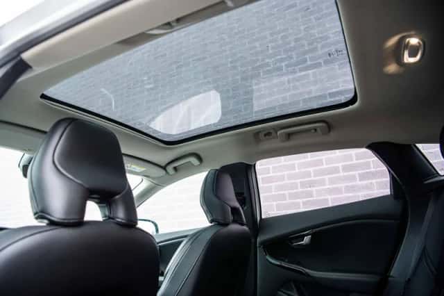 Volvo V40 (2019) thumbnail 22