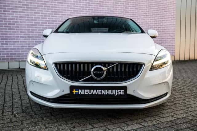 Volvo V40 (2019) thumbnail 7