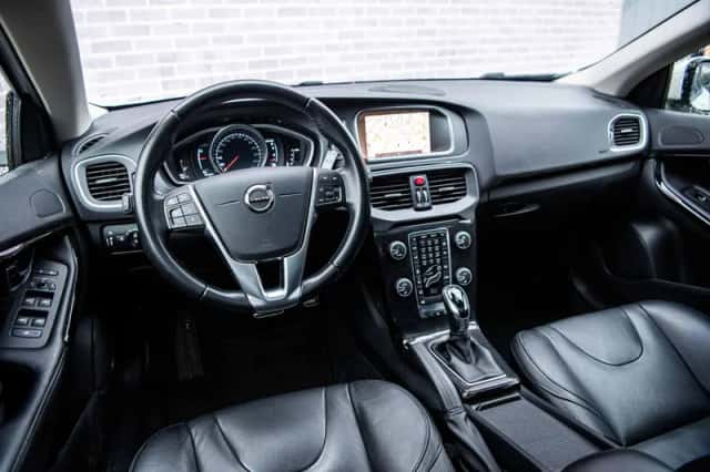 Volvo V40 (2019) thumbnail 8
