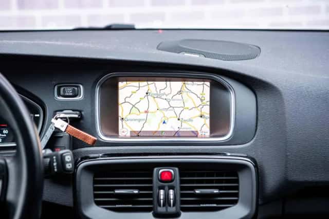 Volvo V40 (2019) thumbnail 9