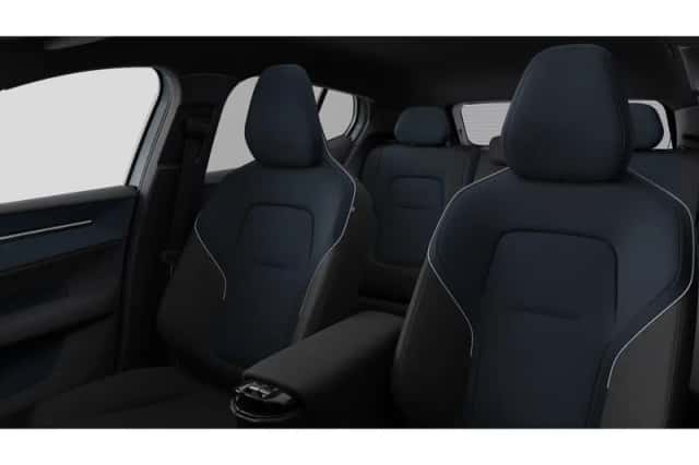 Volvo EX30 (2026) thumbnail 3