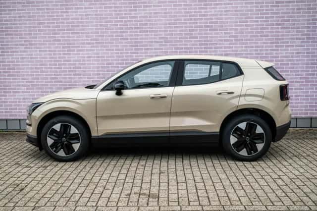Volvo EX30 (2026) thumbnail 4