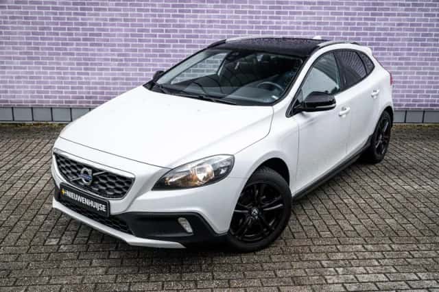 Volvo V40 (2014) thumbnail 12