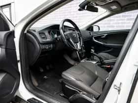 Volvo V40 (2014) thumbnail 14