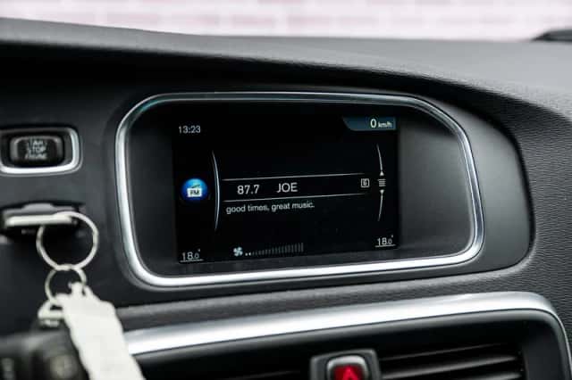 Volvo V40 (2014) thumbnail 18