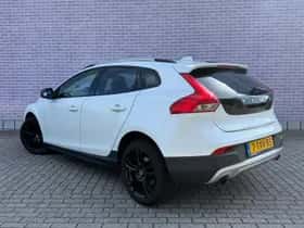 Volvo V40 thumbnail 4