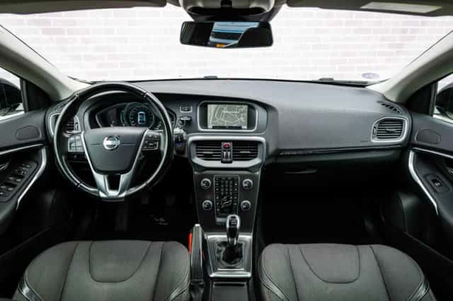 Volvo V40 (2014) thumbnail 5