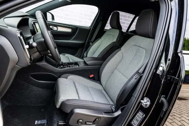 Volvo XC40 (2026) thumbnail 6