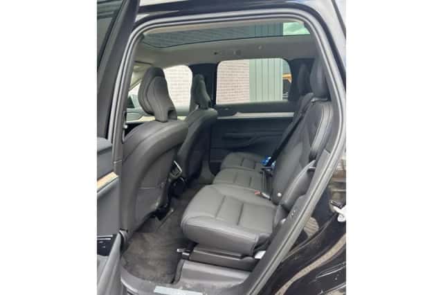 Volvo EX90 (2025) thumbnail 6