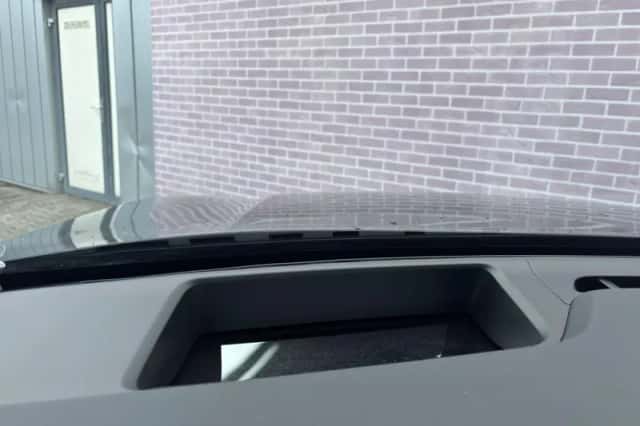 Volvo EX90 (2025) thumbnail 9