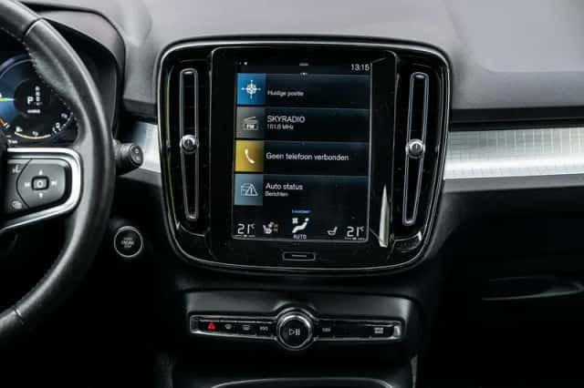 Volvo XC40 (2021) thumbnail 12