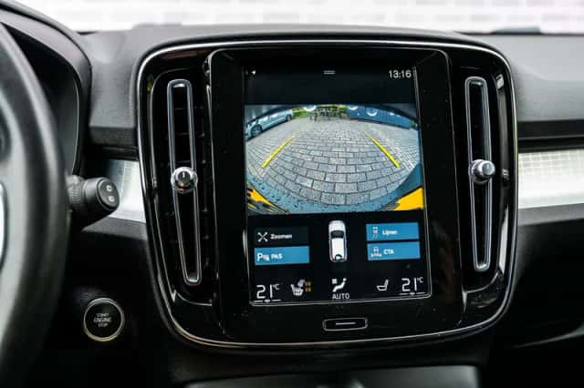 Volvo XC40 (2021) thumbnail 19