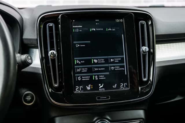 Volvo XC40 (2021) thumbnail 20