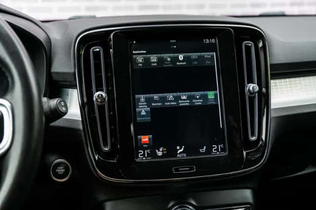 Volvo XC40 (2021) thumbnail 21