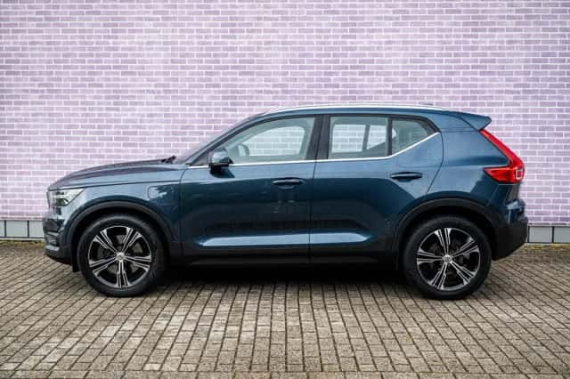 Volvo XC40 (2021) thumbnail 4