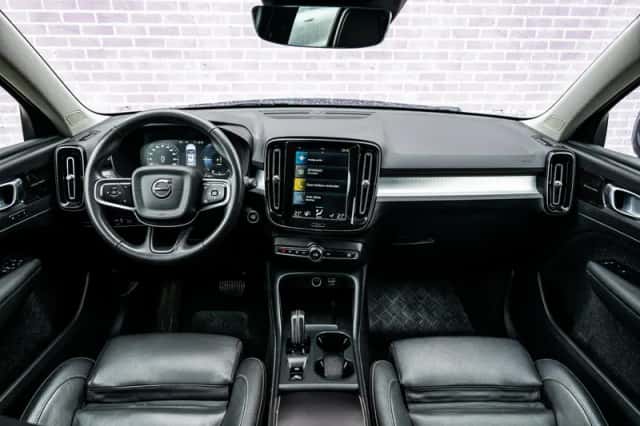 Volvo XC40 (2021) thumbnail 5