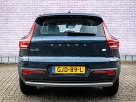 Volvo XC40 (2021) thumbnail 10