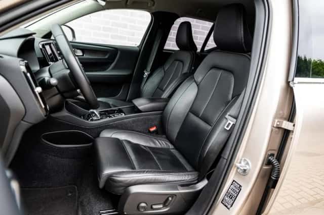 Volvo XC40 (2022) thumbnail 6