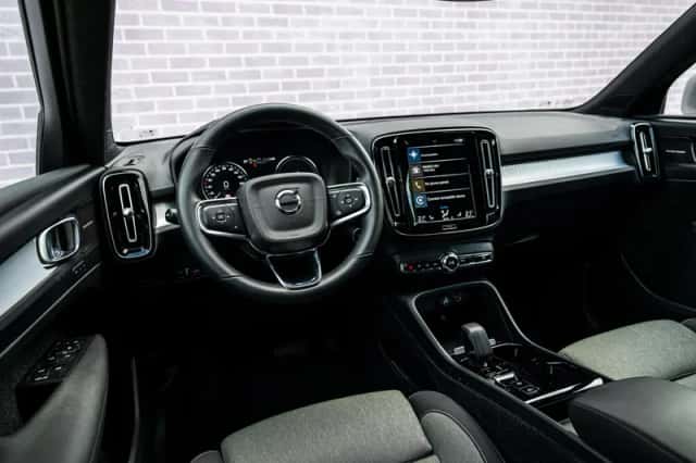 Volvo XC40 (2022) thumbnail 12