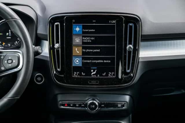 Volvo XC40 (2022) thumbnail 13