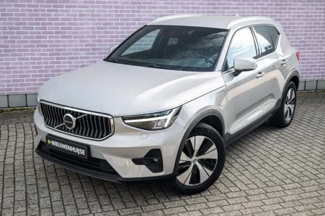 Volvo XC40 (2022) thumbnail 16