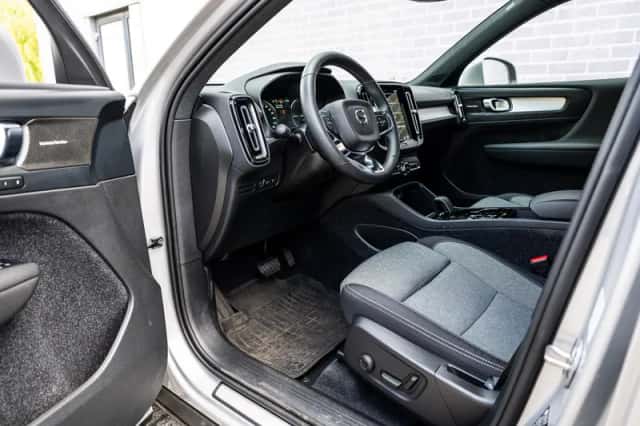 Volvo XC40 (2022) thumbnail 18