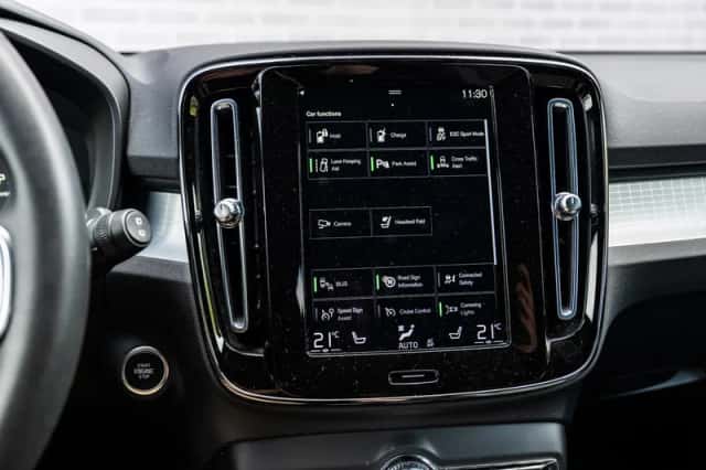 Volvo XC40 (2022) thumbnail 20
