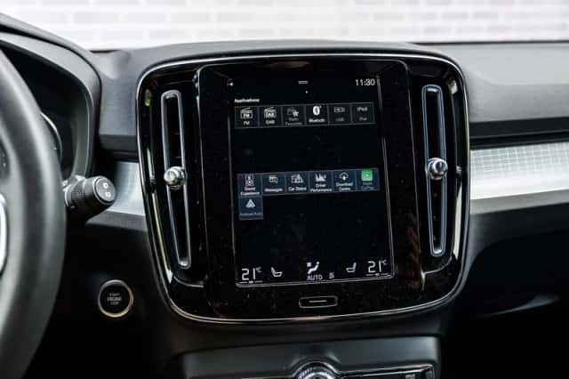 Volvo XC40 (2022) thumbnail 22