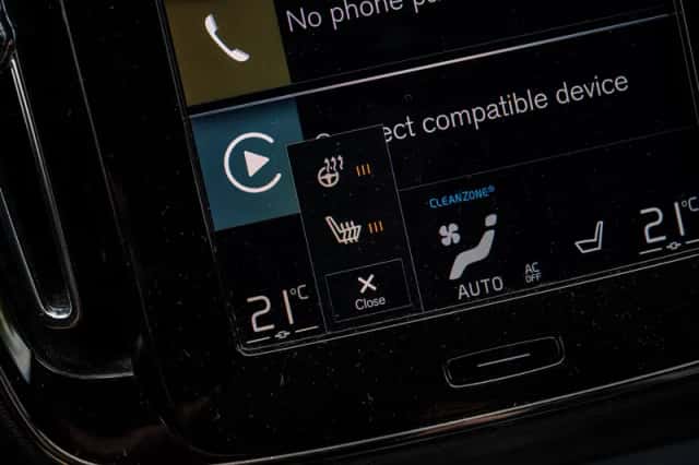 Volvo XC40 (2022) thumbnail 23