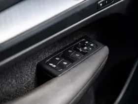 Volvo XC40 thumbnail 26