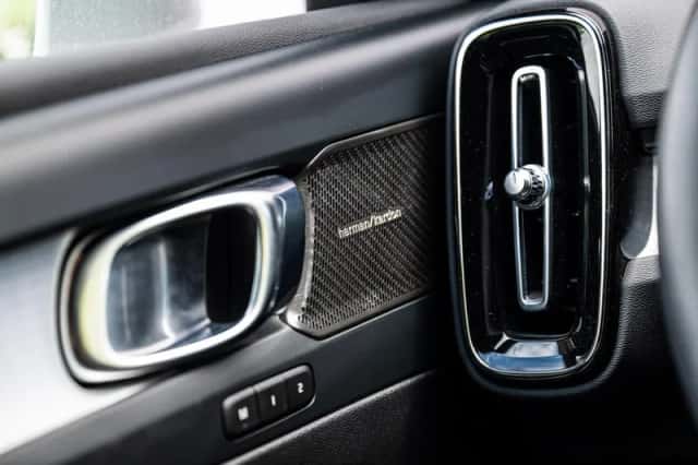 Volvo XC40 (2022) thumbnail 28