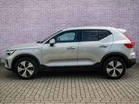 Volvo XC40 thumbnail 5