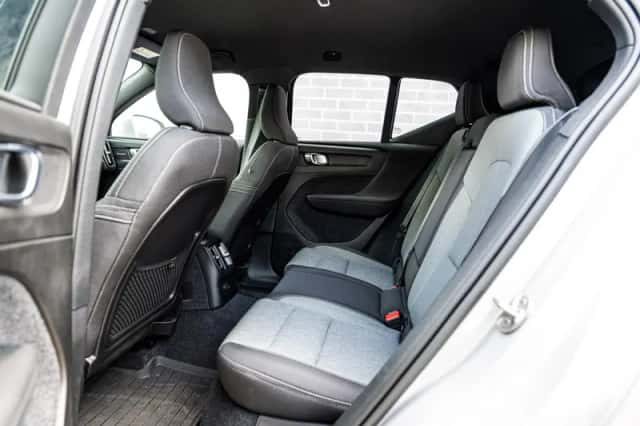 Volvo XC40 (2022) thumbnail 9