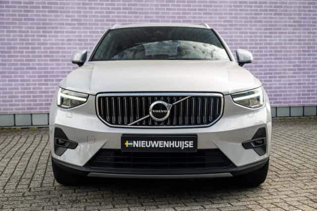 Volvo XC40 (2022) thumbnail 10