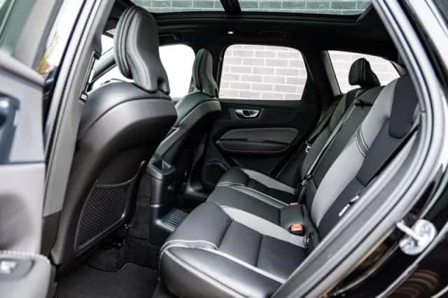 Volvo XC60 (2024) thumbnail 8